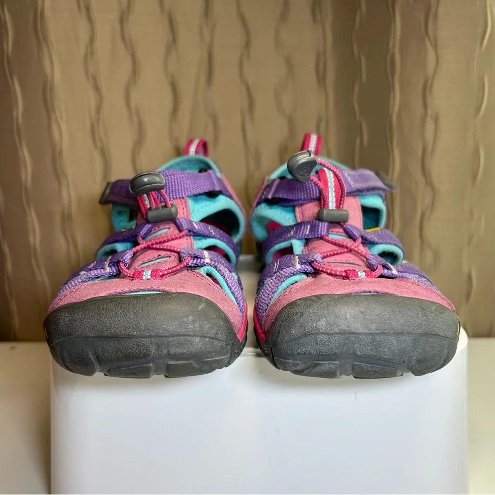 Keen Seacamp II CNX Youth 4 Closed Toe Toggle Lace Purple Pink Teal 1014477